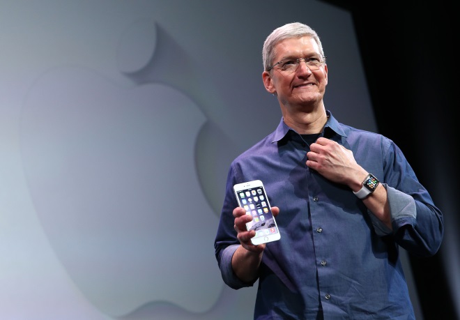 Tim Cook CEO Apple oficilne potvrdil, e je gay