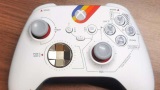 Tematick Starfield Xbox gamepady a headsety sa u objavuj v obchodoch