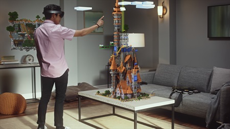 HoloLens dostane vývojársku edíciu už budúci mesiac, príde s tromi hrami
