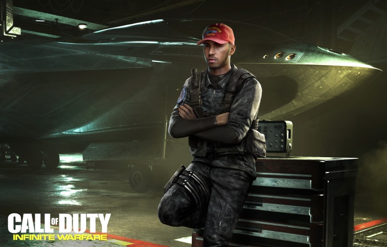 Lewis Hamilton sa objav v Call of Duty: Infinite Warfare