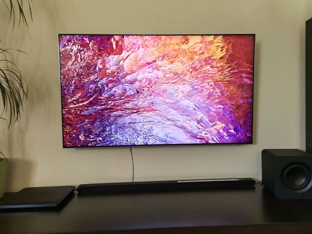 Samsung 55'' QN95B - TV s podporou 144Hz