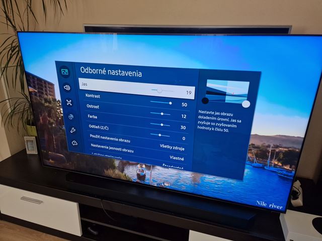 Samsung 65'' QE65QN800B -  8K TV