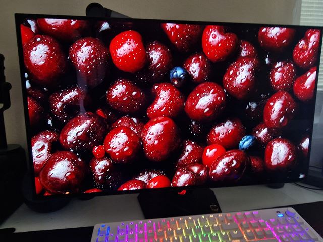 Asus ROG Strix OLED XG32UCWMG 4K