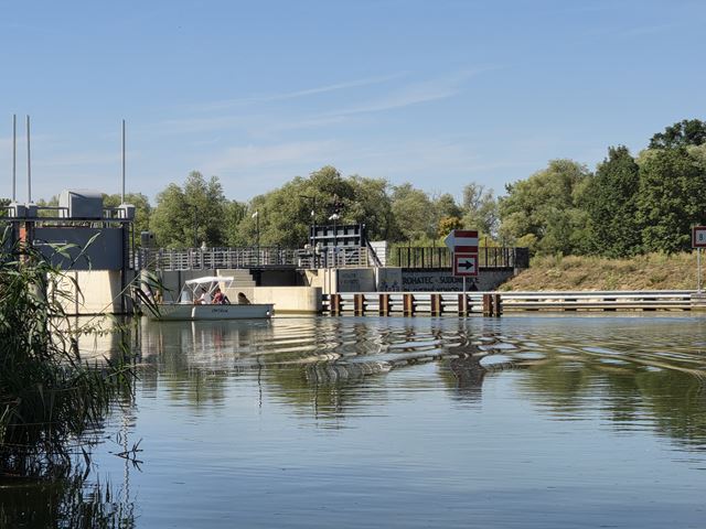 Samsung Galaxy Z FOLD8