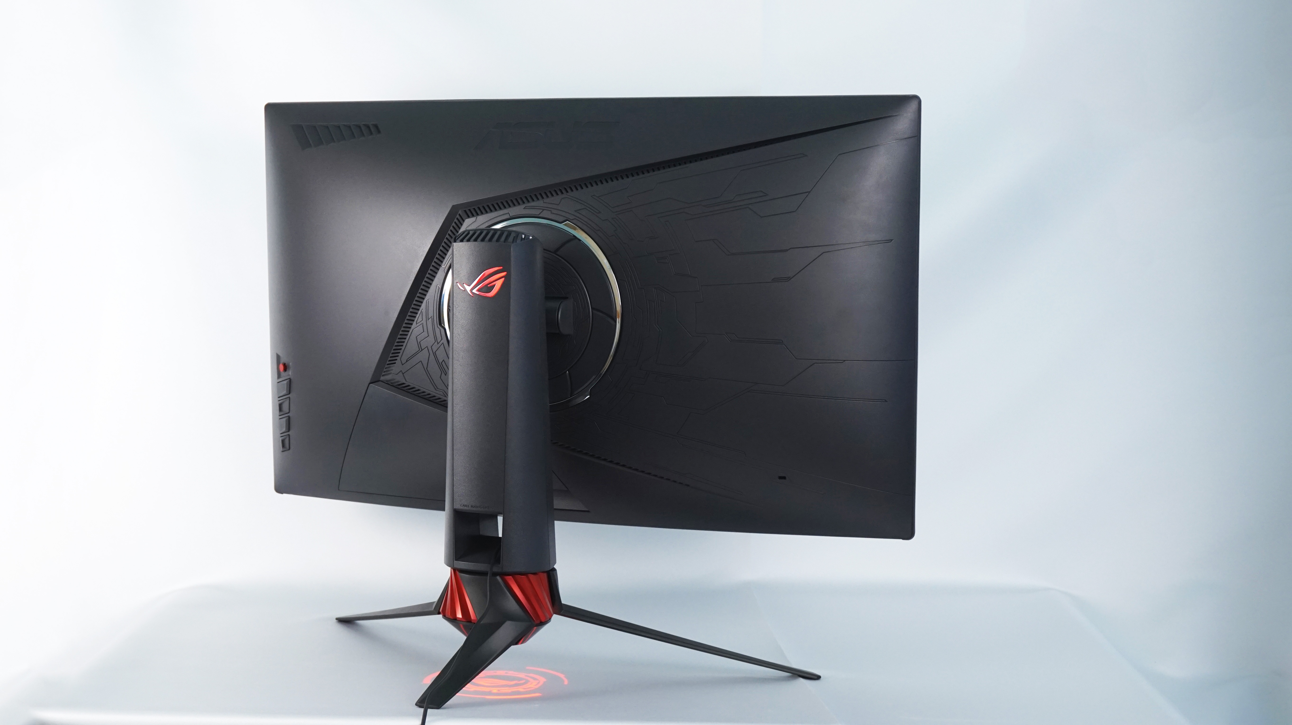Asus Monitor 32 Zoll Rog Strix Xg32vq Asus ROG Strix XG32VQ - hardvérový test / recenzia | Sector.sk