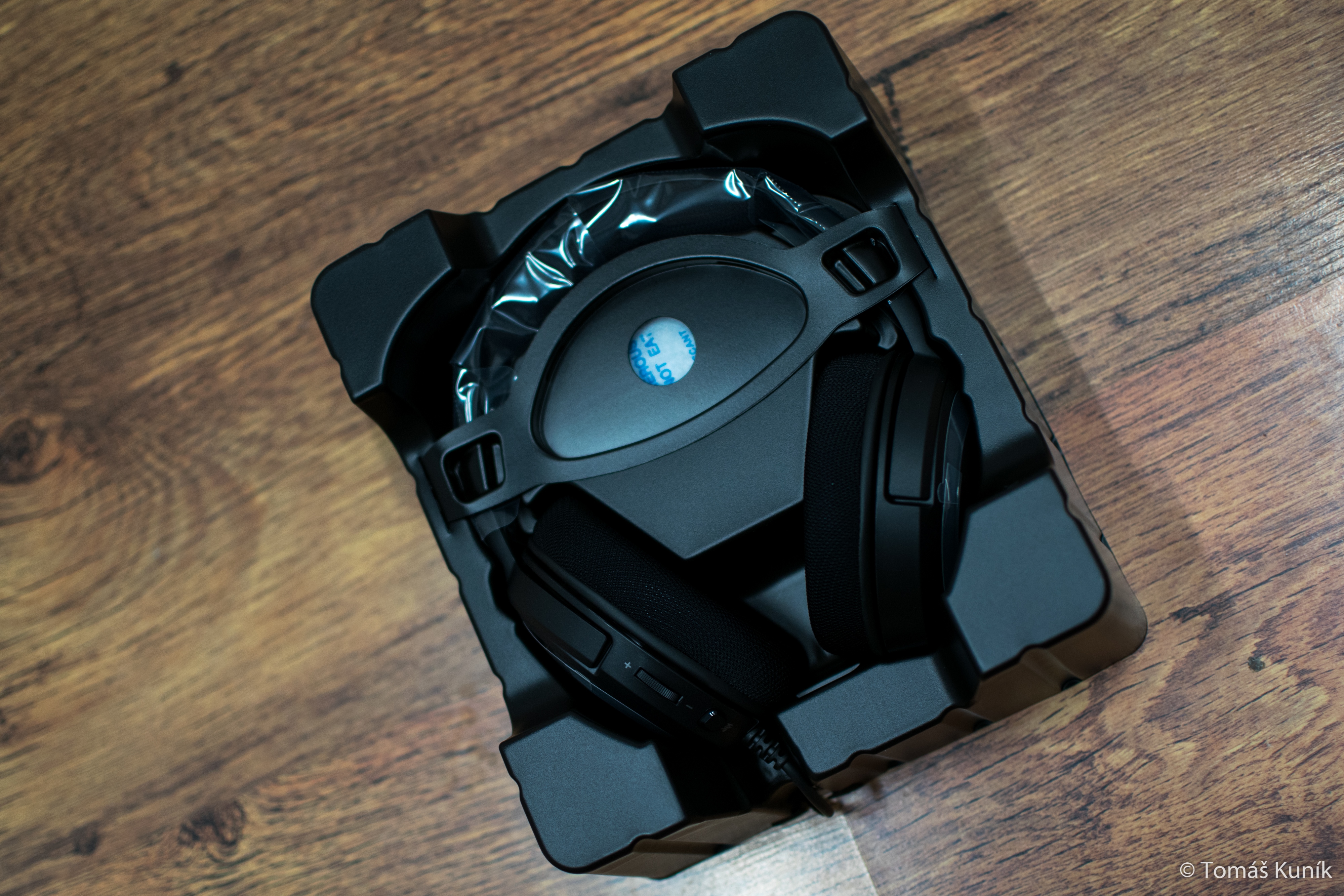 Corsair HS35 Stereo Gaming Headset hardvérový test / recenzia Sector.sk