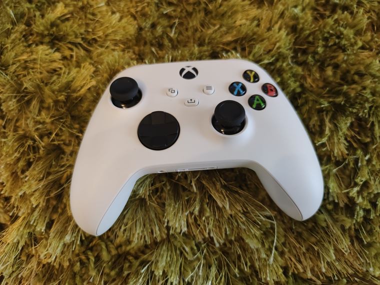 Xbox Series S - najmenia konzola 