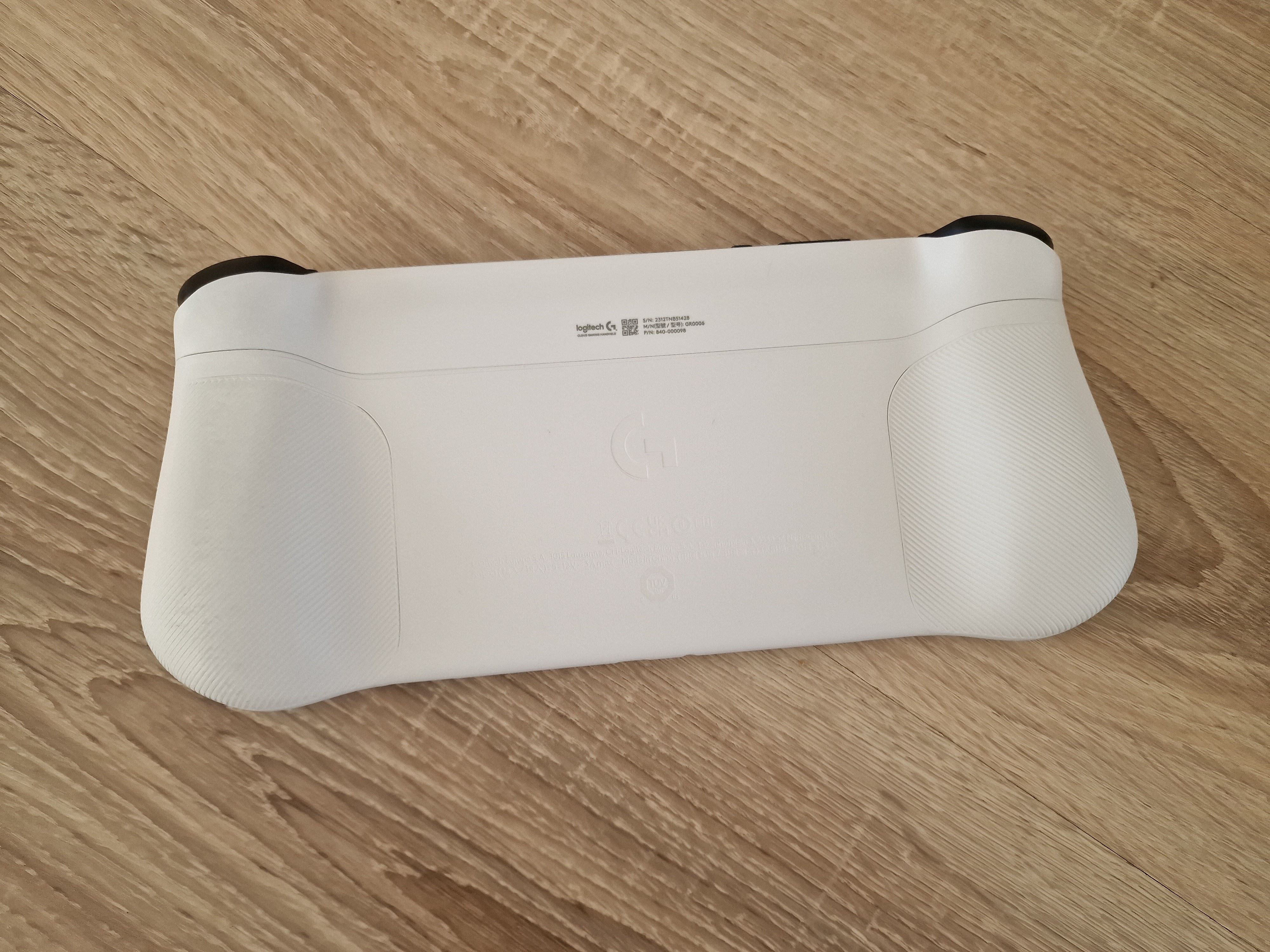 Logitech G Cloud - streamovací handheld - hardvérový test / recenzia ...