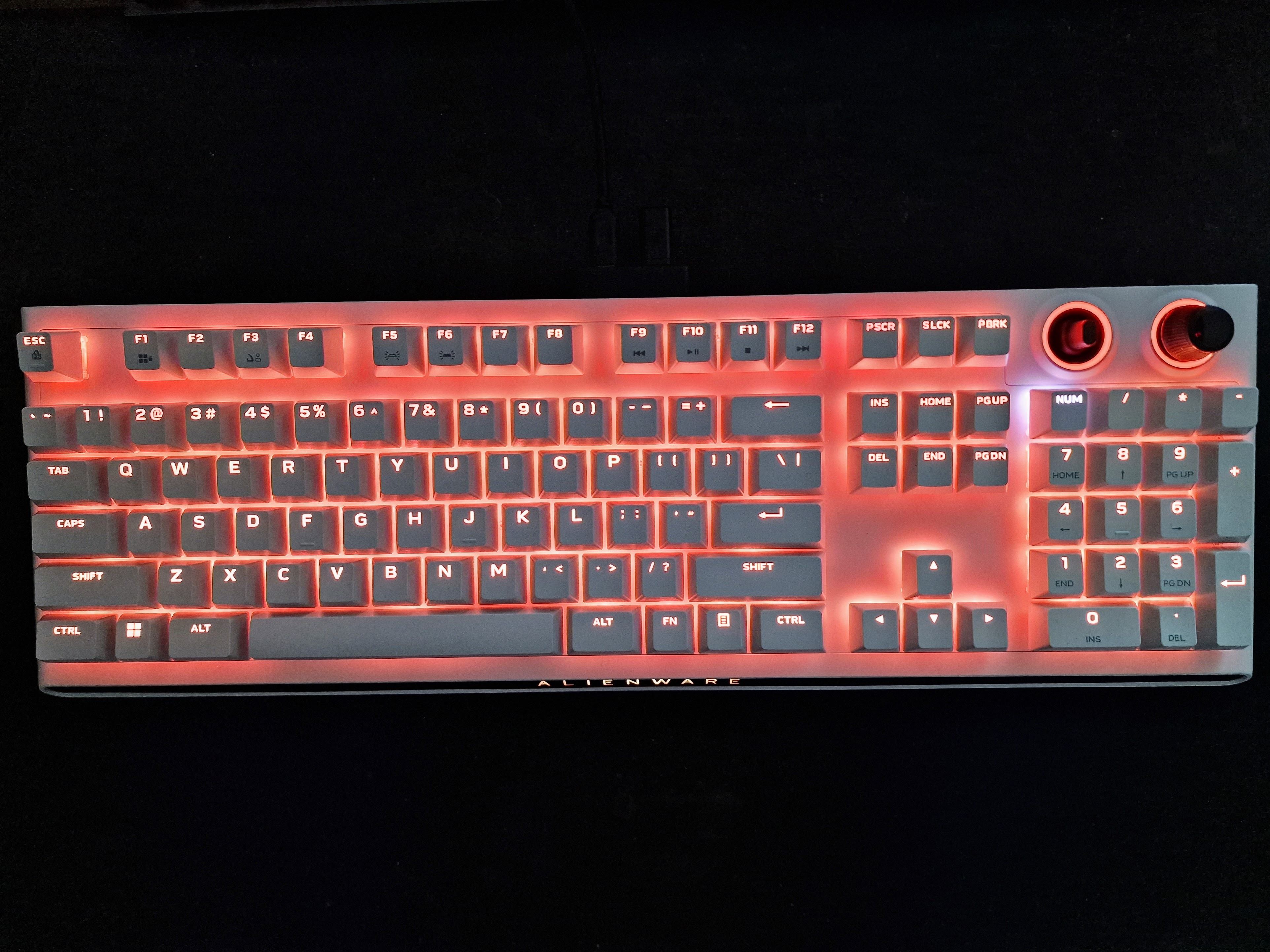 Herná klávesnica Alienware 920K - hardvérový test / recenzia | Sector.sk