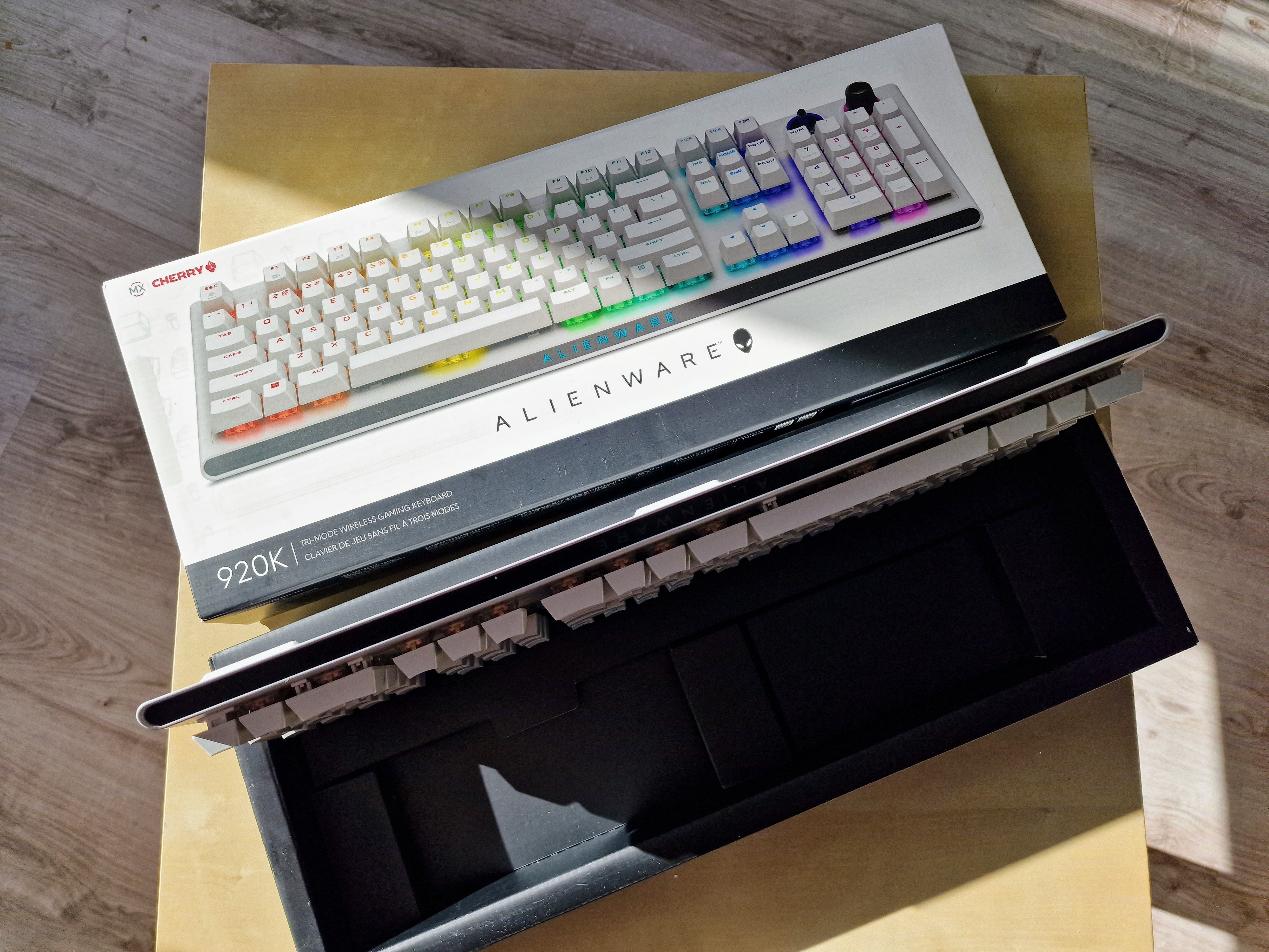 Herná klávesnica Alienware 920K - hardvérový test / recenzia | Sector.sk